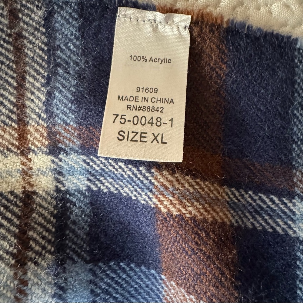 Men’s Wide Acrylic Plaid Scarf with fringe - Picture 4 of 5